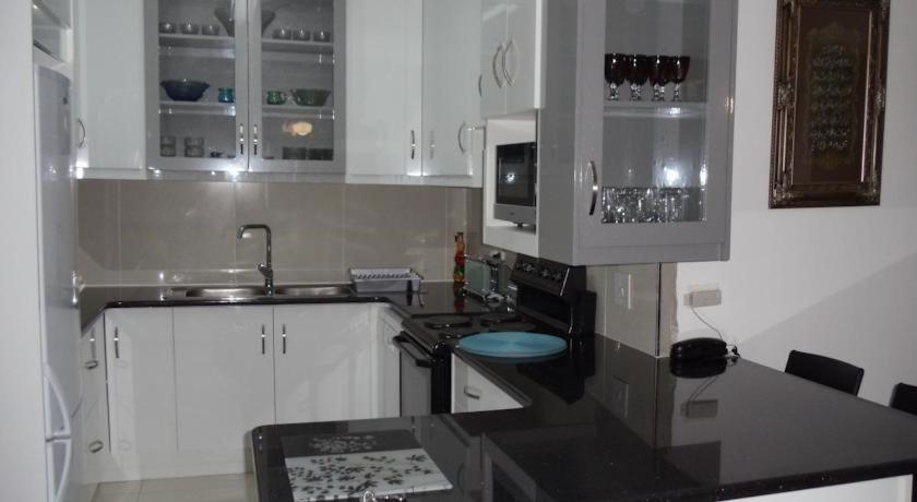 Unit 30 The Bridge - Family Unit In A Prime Spot On The Ground Floor Apartment St Lucia Luaran gambar