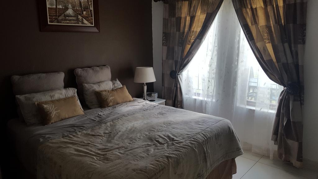 Unit 30 The Bridge - Family Unit In A Prime Spot On The Ground Floor Apartment St Lucia Luaran gambar